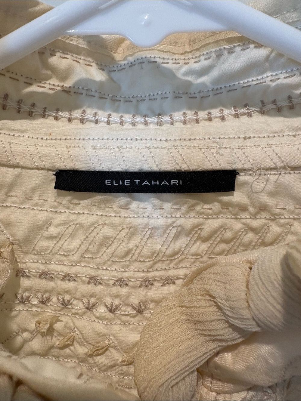 Elie Tahari Cream Quilted Detail Jacket - Picture 3 of 12